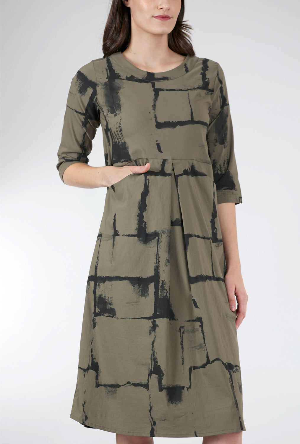 Brushstroke Pleat-Detail Dress, Khaki