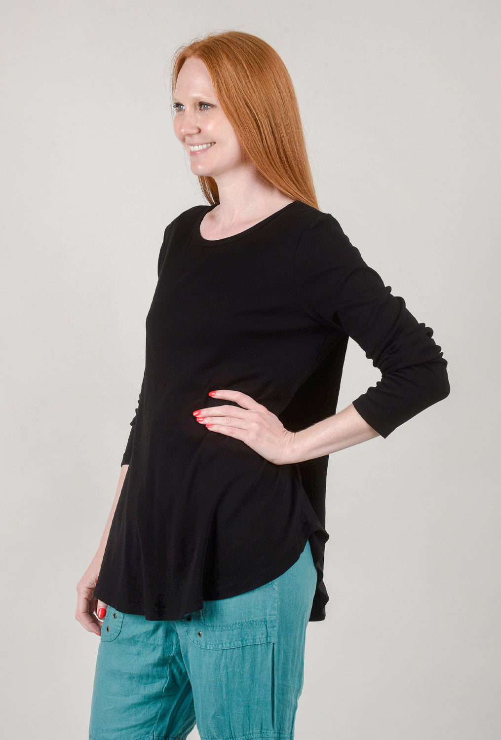 Relaxed L/S Round Neck Tee, Black